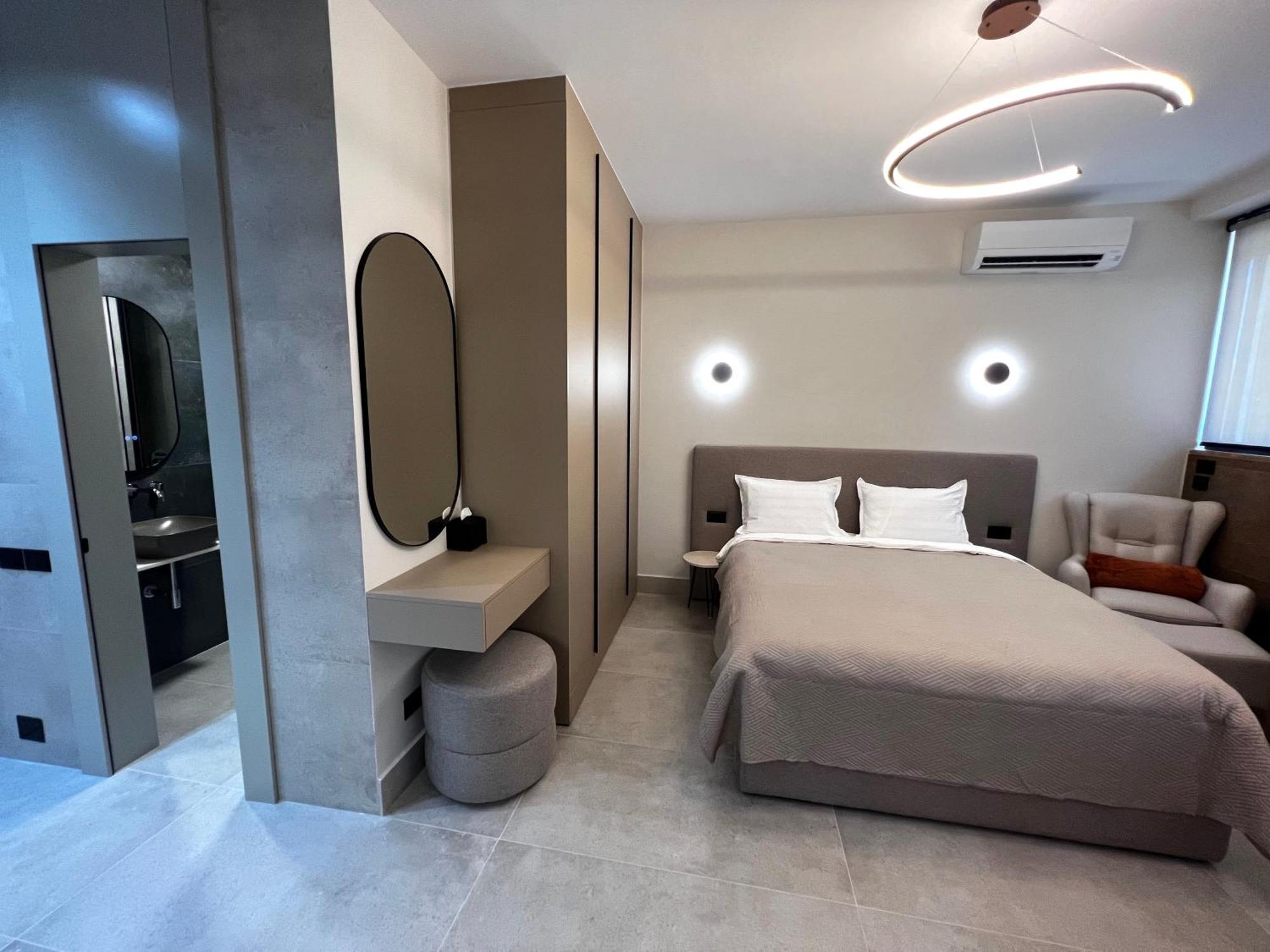 Golden Beach Suites Саранде Екстериор снимка