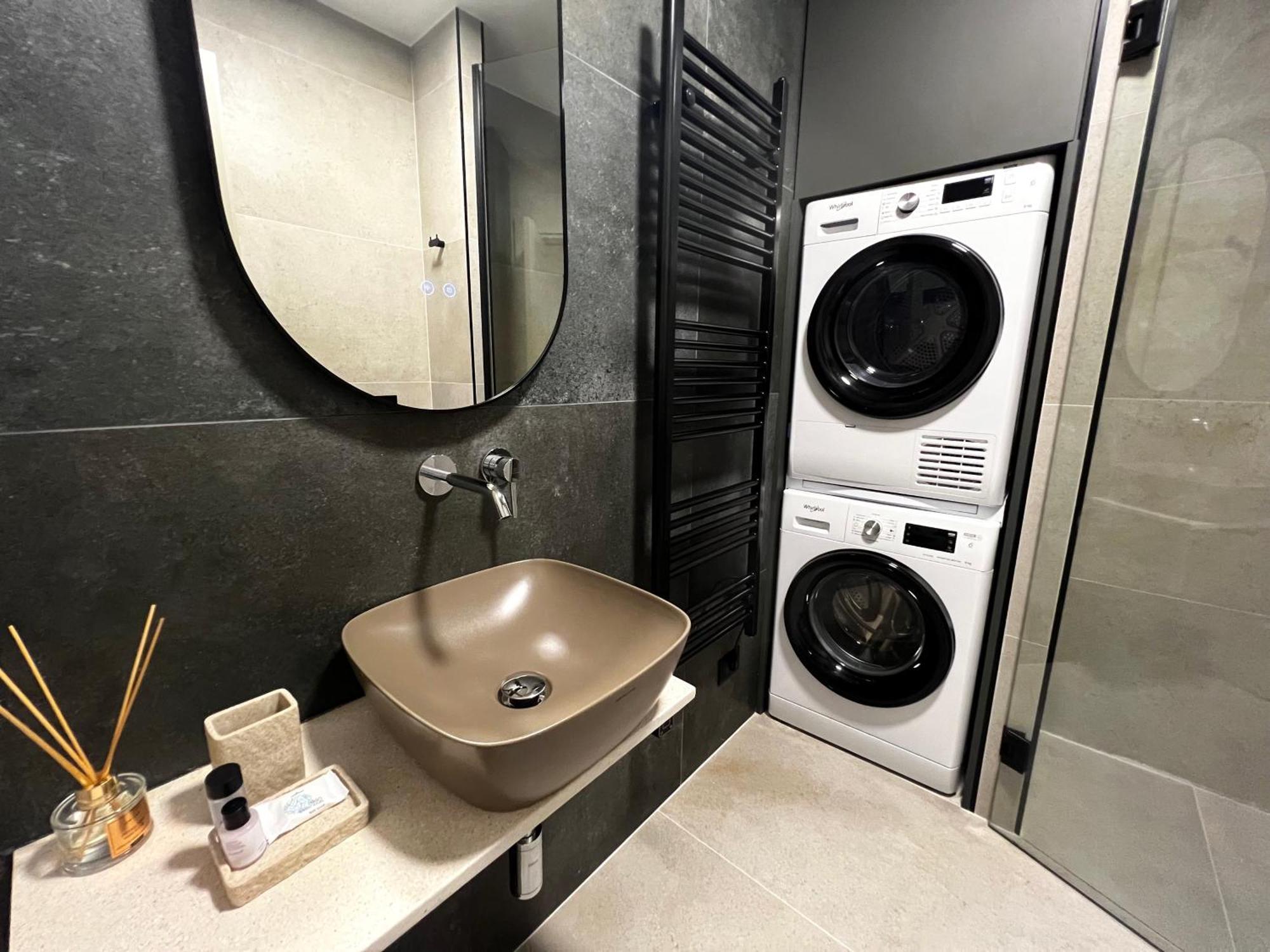 Golden Beach Suites Саранде Екстериор снимка